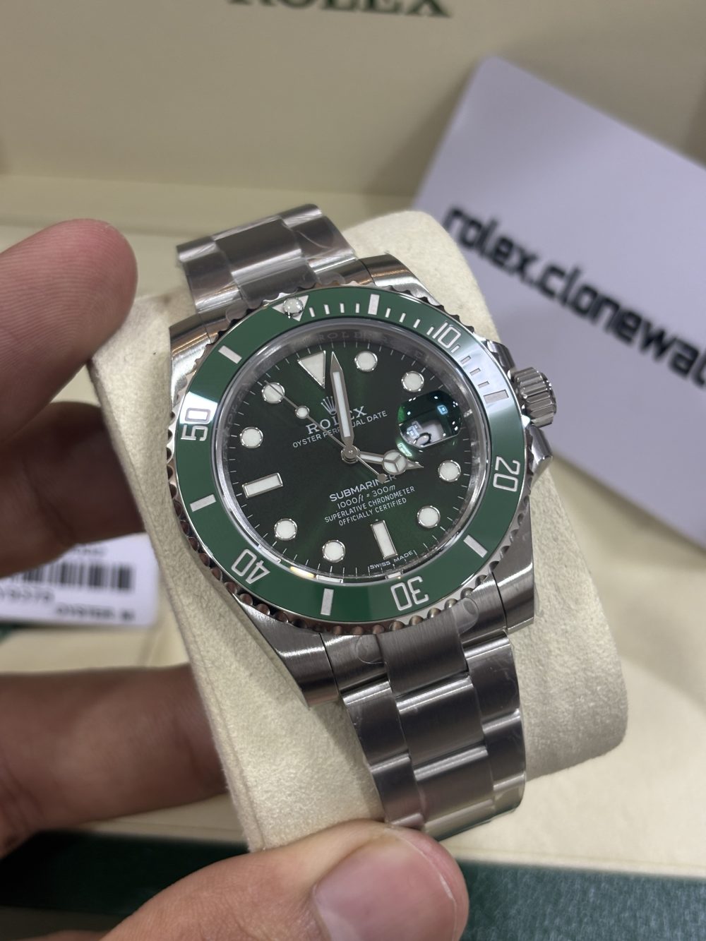 1:1 Best Fake Rolex Submariner Hulk Replica 116610 3235 Movement - Image 2