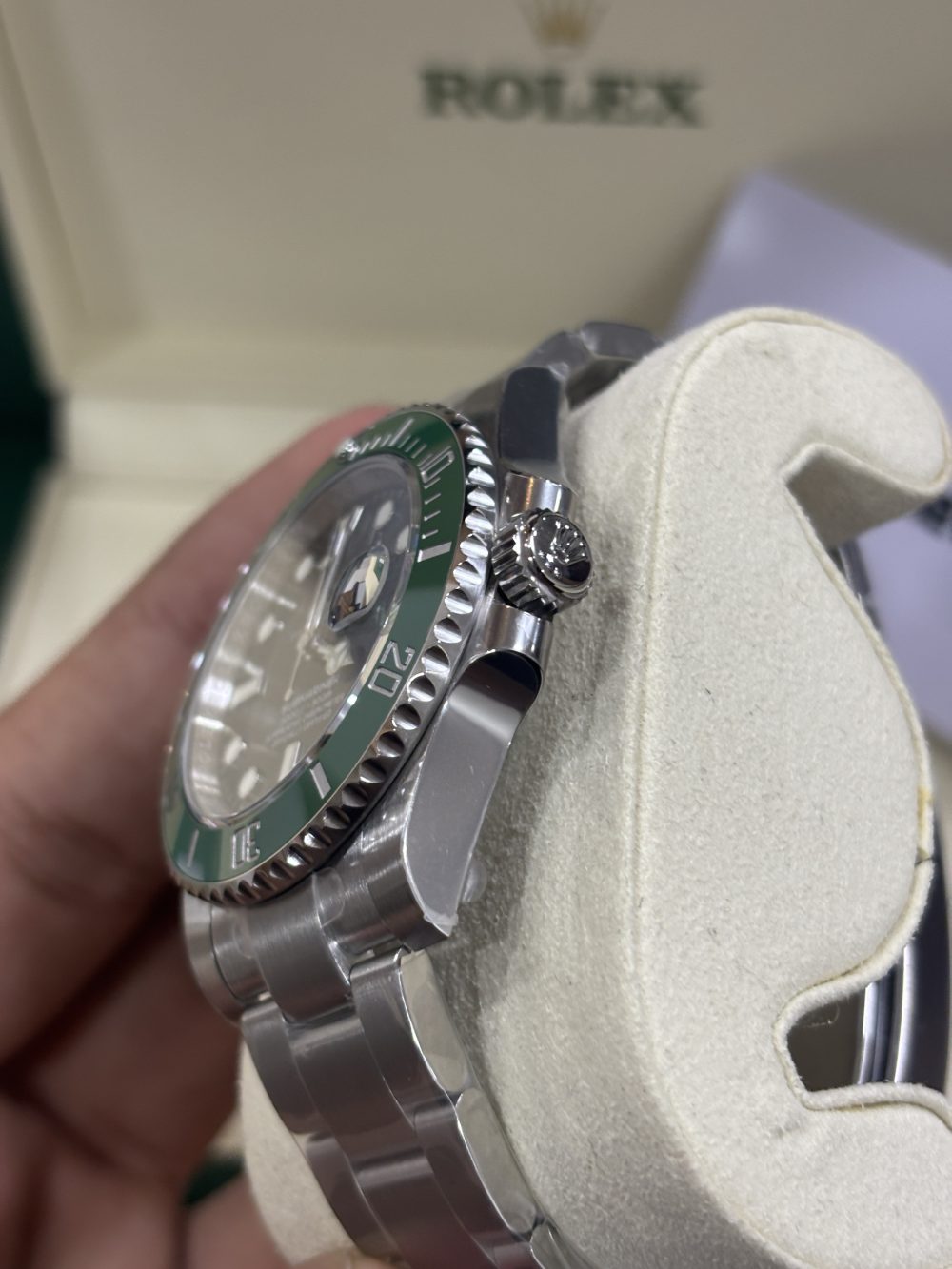 1:1 Best Fake Rolex Submariner Hulk Replica 116610 3235 Movement - Image 5