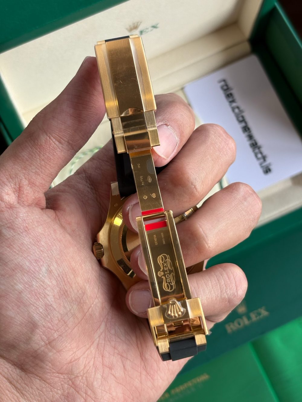 Rolex Yacht-Master Replica 42mm Yellow gold Oysterflex - Image 8