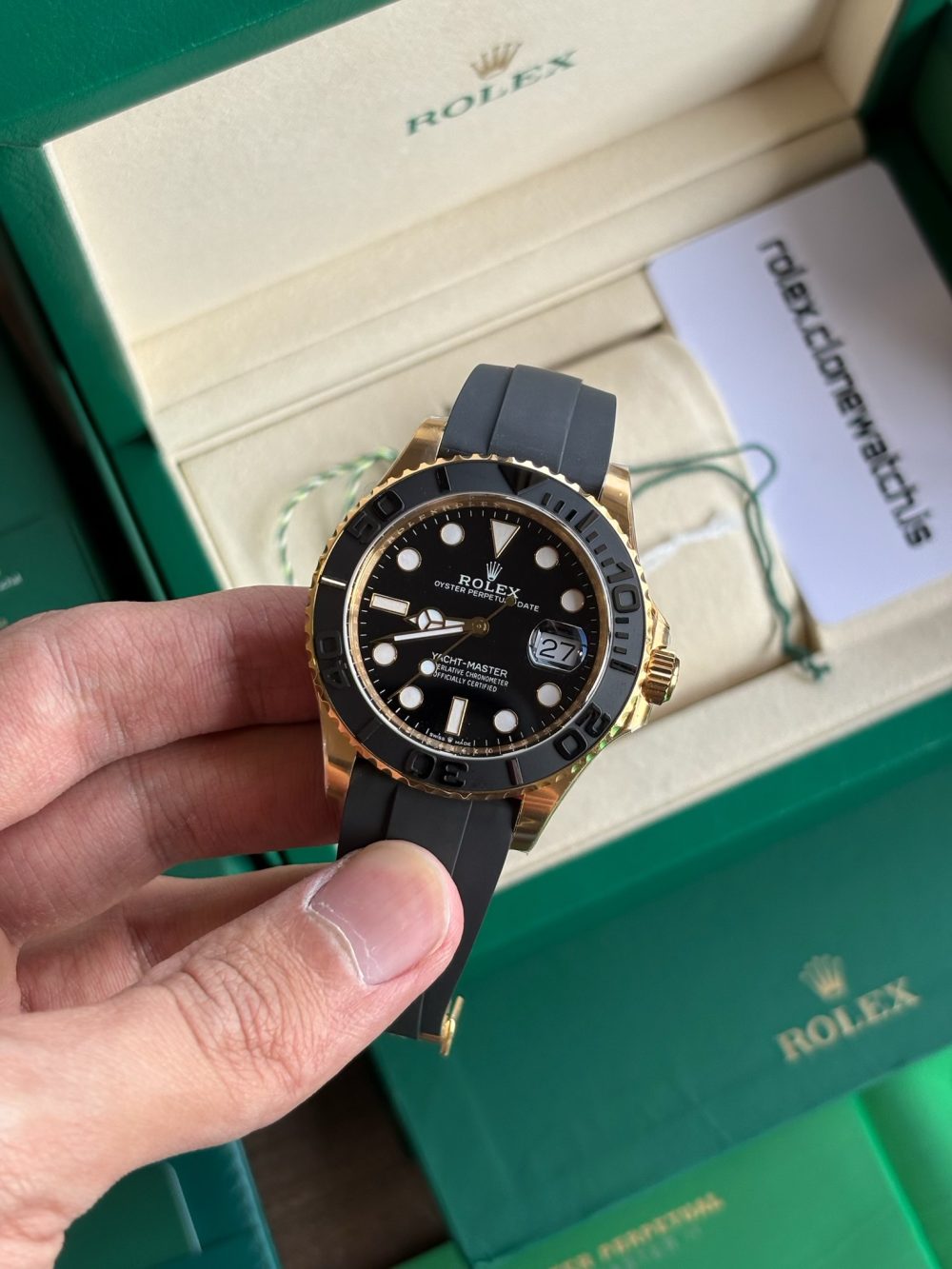 Rolex Yacht-Master Replica 42mm Yellow gold Oysterflex - Image 7