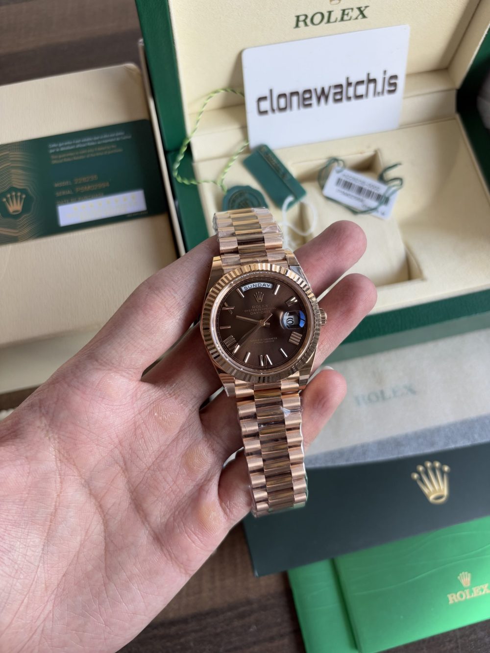 1:1 fake Rolex Day Date 40 Replica Everose Gold Chocolate Dial 228235 - Image 3